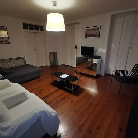 Correeiros Blue Heart Of * ליסבון