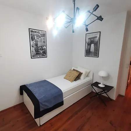 Correeiros Blue Heart Of דירה ליסבון